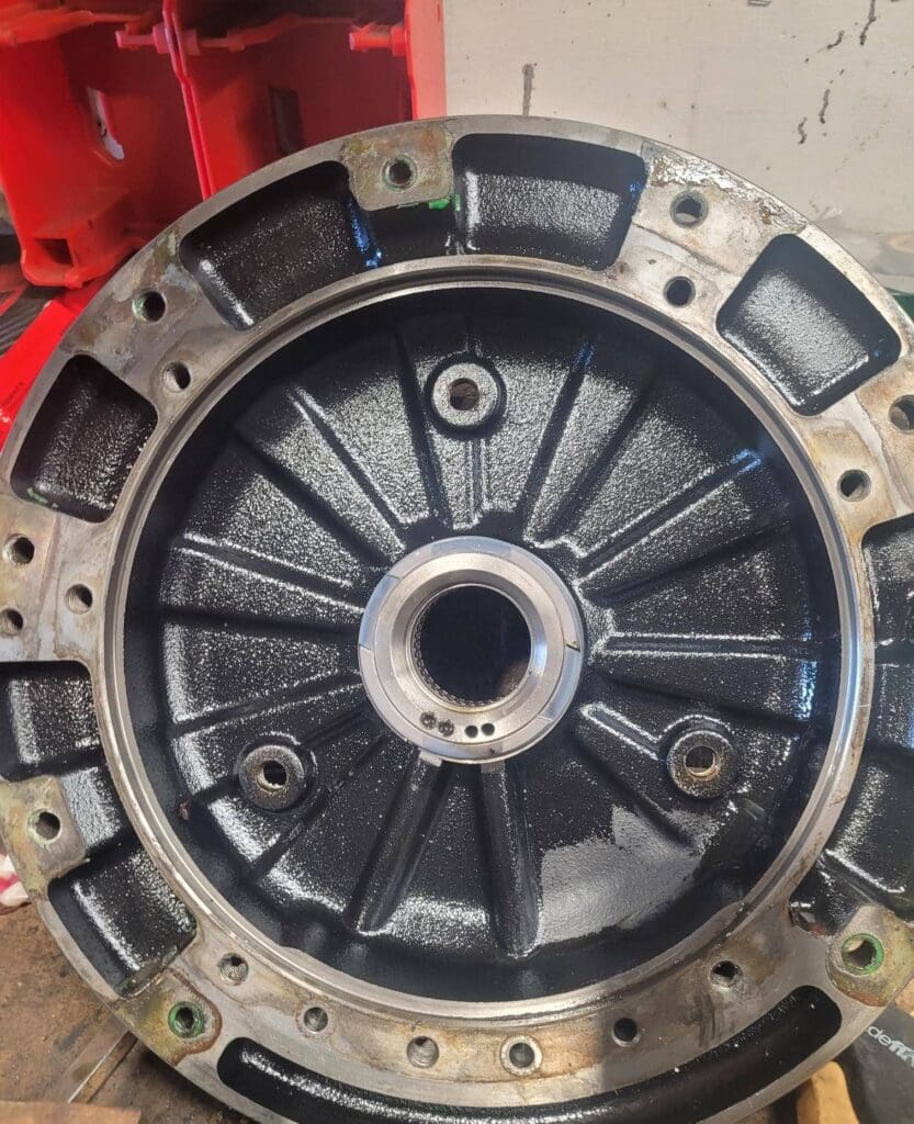 Explorer 3 Clutch Housing Story 6