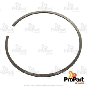 Piston Snap Ring - L28656